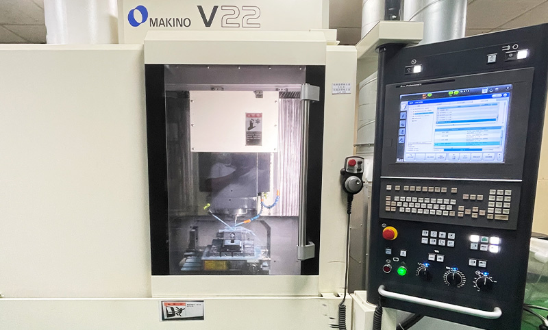 CNC automatic machining cleaning machine